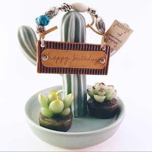 Sandra Magsamen Silvestri ornament